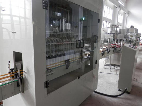 Polni avtomatski stroj za polnjenje iz nerjavečega jekla